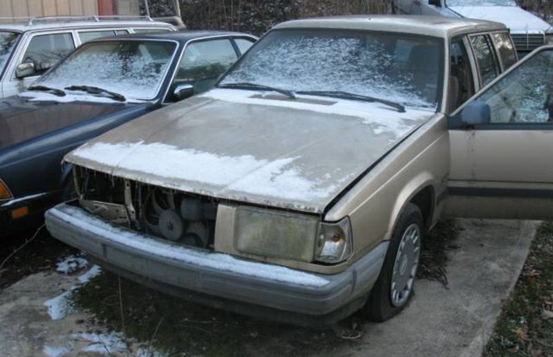 Illustration for article titled Michigan Man Forced To Sell 20 Cars A Month Has Resorted To Scrapping Some Cool Cars